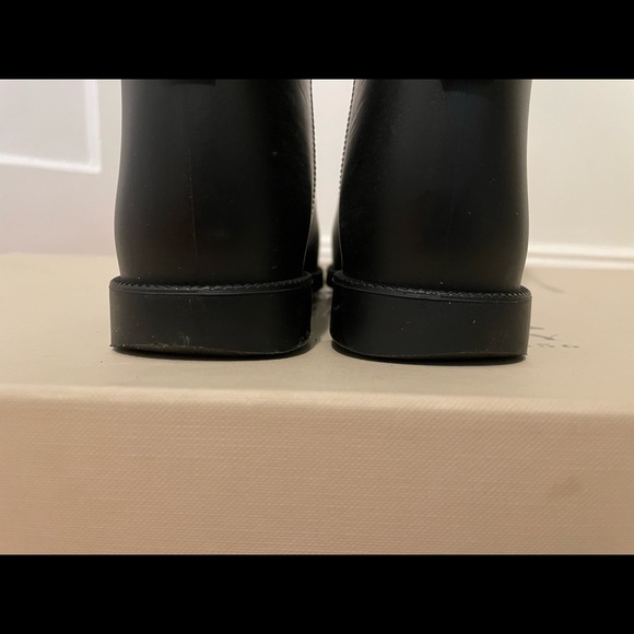 Burberry Rain Boots Size 36 - Picture 4 of 10
